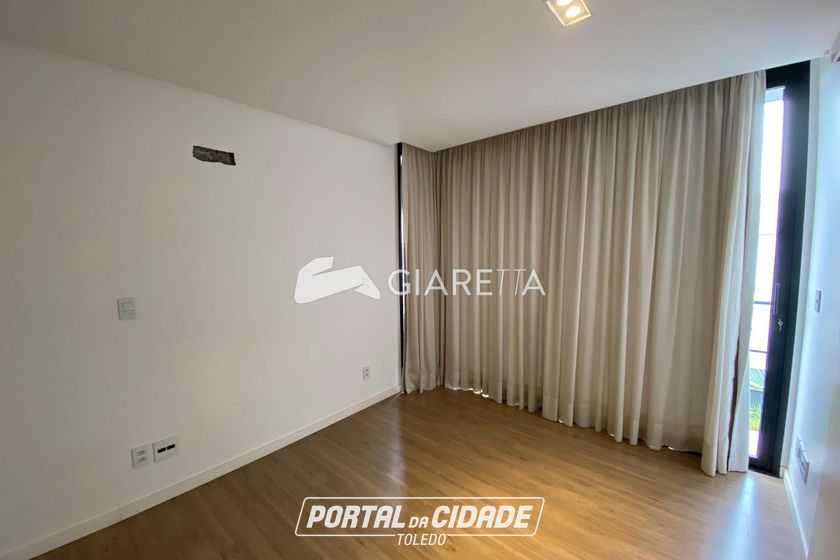 Sobrado &agrave; venda - 125m&sup2; - JARDIM TOCANTINS