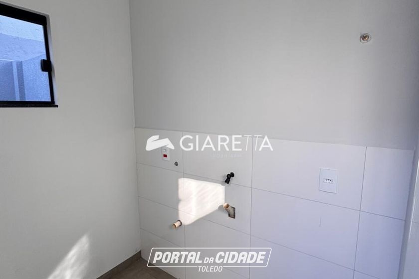 Casa &agrave; venda - 62m&sup2; - JARDIM COOPAGRO