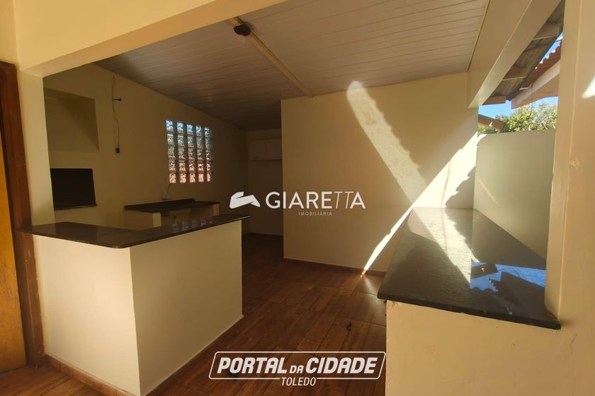 Casa para alugar - 120m&sup2; - JARDIM GISELA