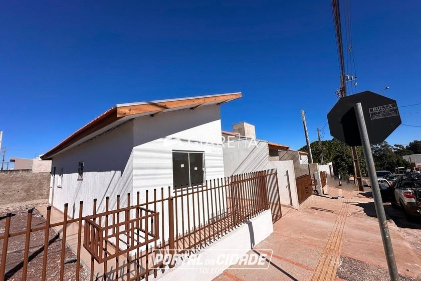 Casa &agrave; venda - 51m&sup2; - JARDIM COOPAGRO
