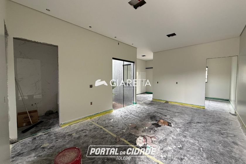 Casa &agrave; venda - 57m&sup2; - JARDIM COOPAGRO
