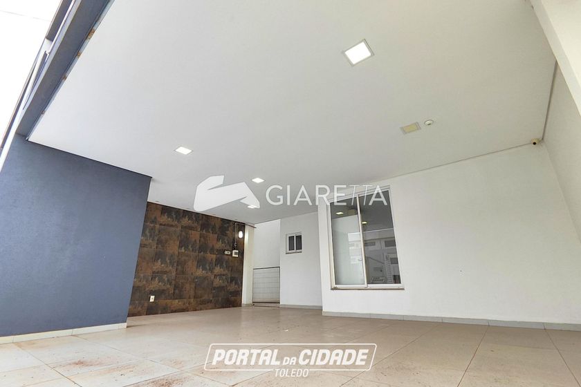 Sobrado para alugar - 208m&sup2; - JARDIM TOCANTINS