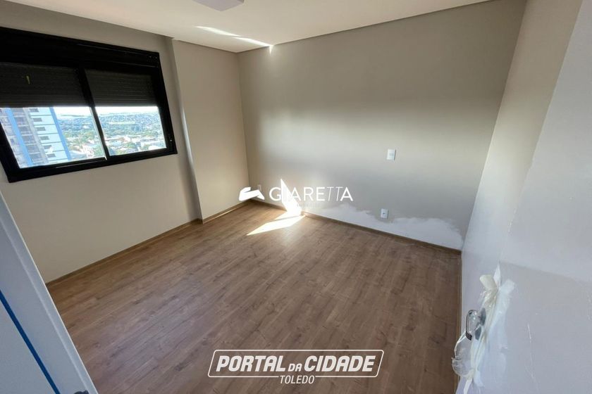 Apartamento para alugar - 110m&sup2; - CENTRO