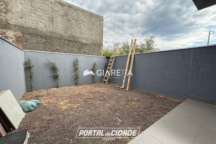Casa &agrave; venda - 57m&sup2; - JARDIM COOPAGRO