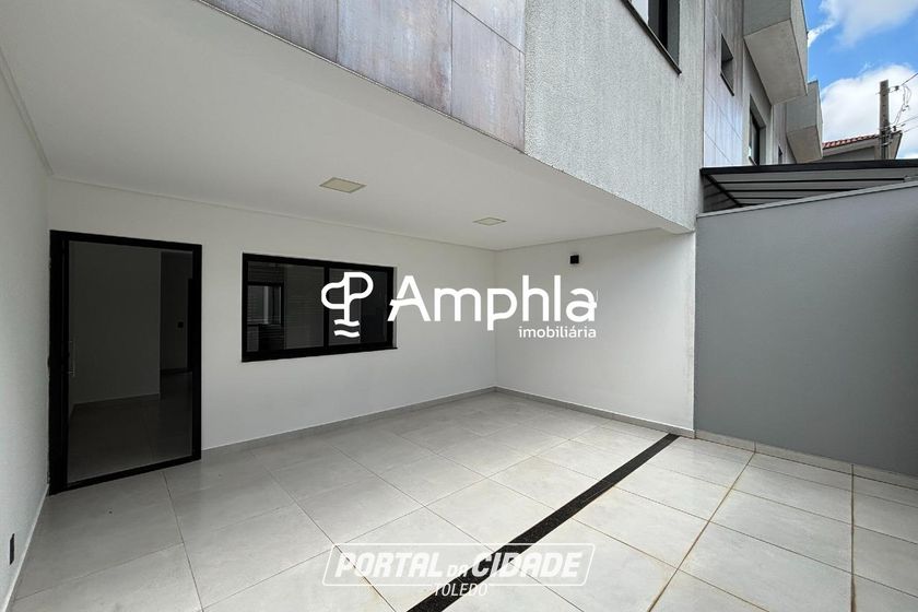 Sobrado &agrave; venda - 105m&sup2; - Coqueiral