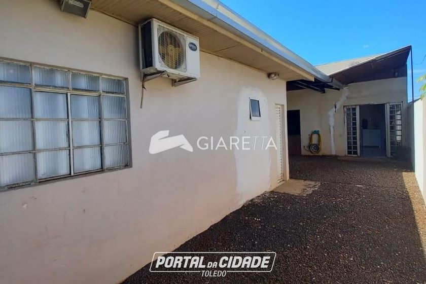 Casa para alugar - 130m&sup2; - JARDIM COOPAGRO