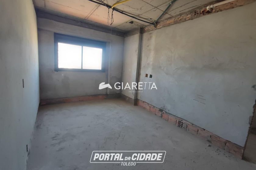 Apartamento &agrave; venda - 105m&sup2; - CENTRO