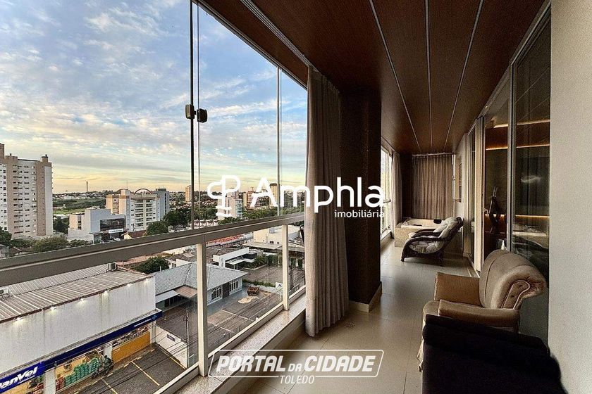 Apartamento &agrave; venda - 231m&sup2; - Centro