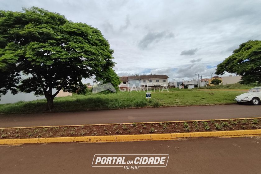 Terreno &agrave; venda - 418m&sup2; - JARDIM GISELA