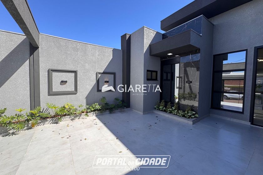 Casa &agrave; venda - 100m&sup2; - JARDIM PARIZOTTO