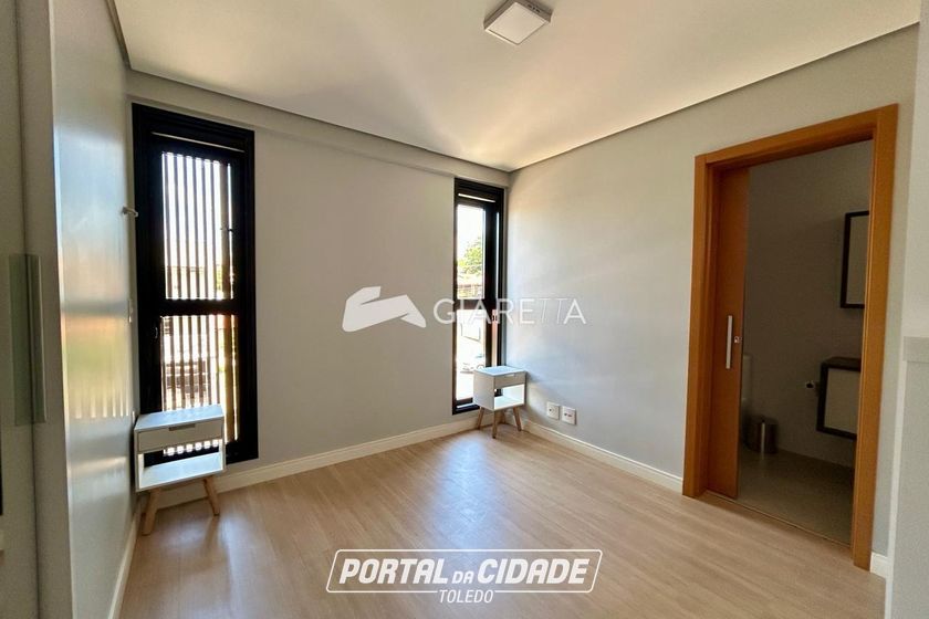 Apartamento para alugar - 125m&sup2; - CENTRO