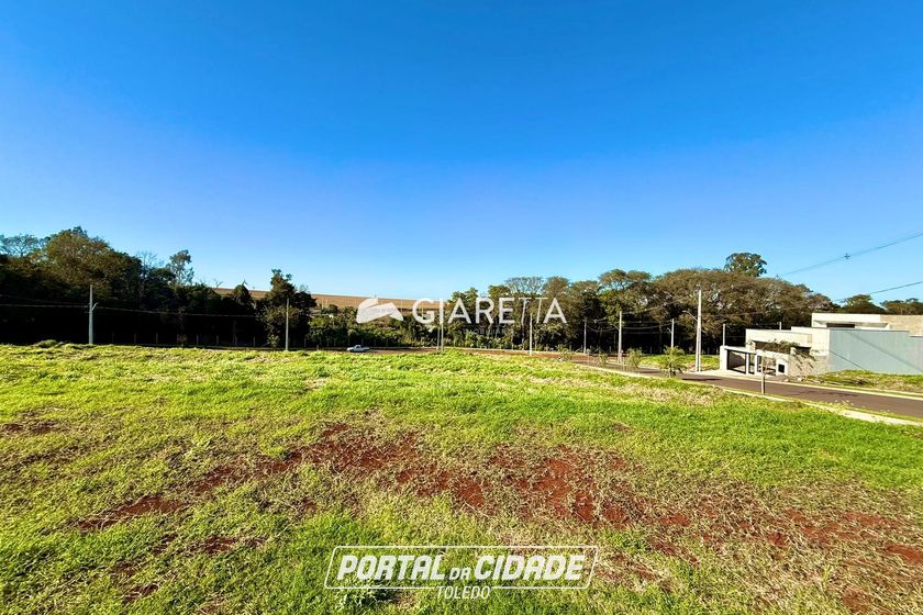 Terreno &agrave; venda - 354m&sup2; - JARDIM PANORAMA