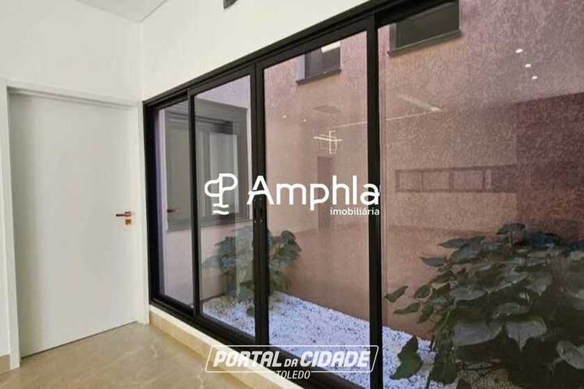 Casa &agrave; venda - 215m&sup2; - Vila Industrial