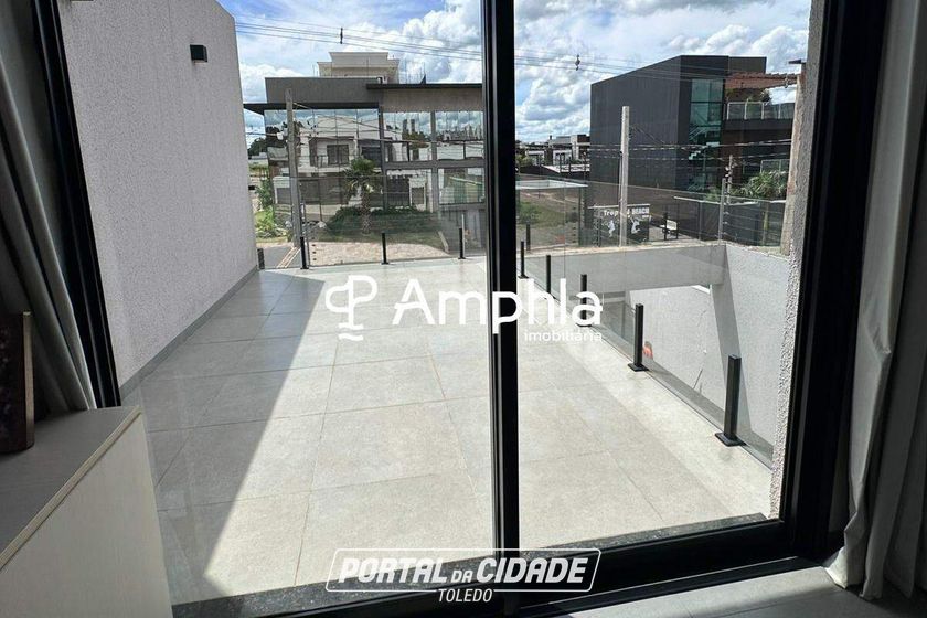 Sobrado &agrave; venda - 130m&sup2; - Recanto Tropical