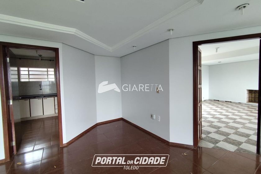 Sobrado para alugar - 205m&sup2; - JARDIM LA SALLE