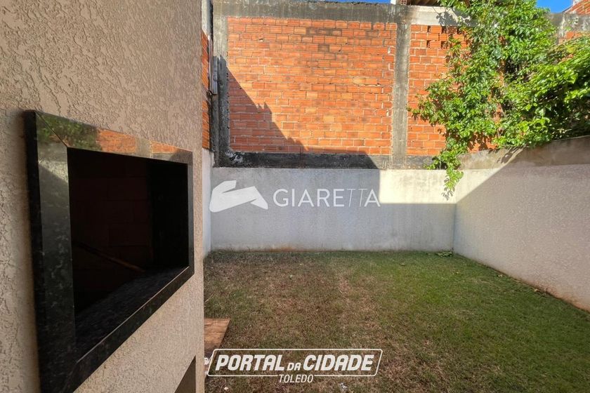 Casa para alugar - 59m&sup2; - JARDIM COOPAGRO