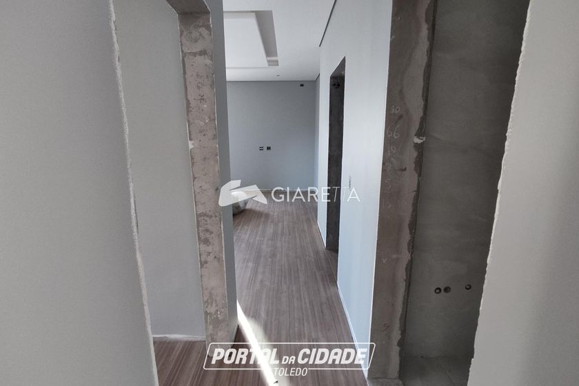 Casa &agrave; venda - 206m&sup2; - JARDIM GISELA