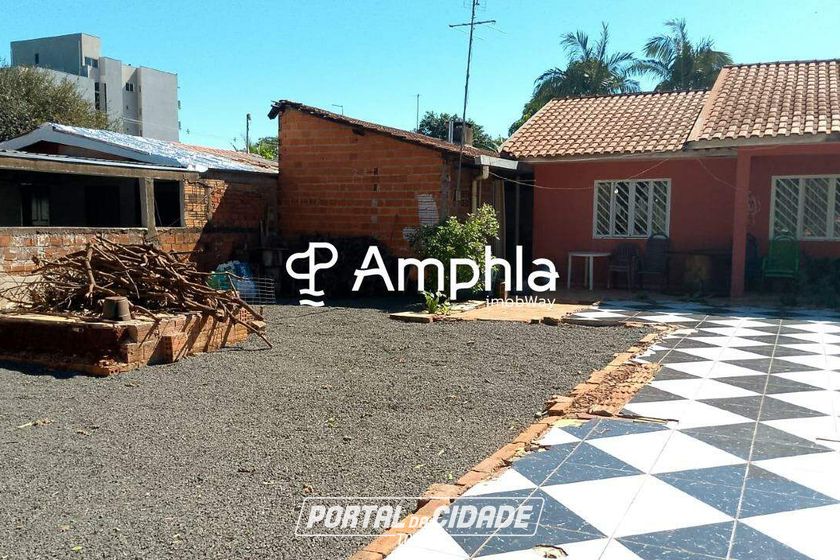 Casa &agrave; venda - 213m&sup2; - Vila Industrial