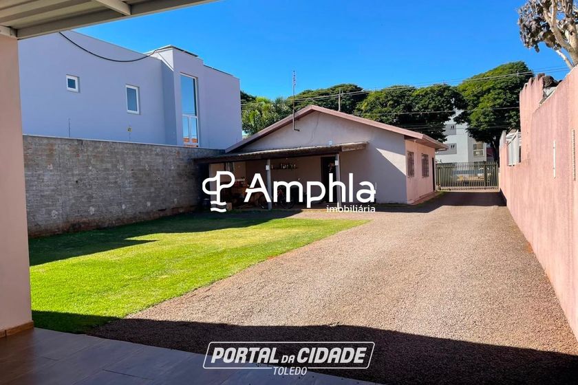 Casa &agrave; venda - 238m&sup2; - Jardim Porto Alegre