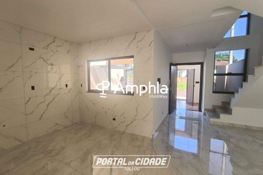 Sobrado &agrave; venda - 118m&sup2; - Centro
