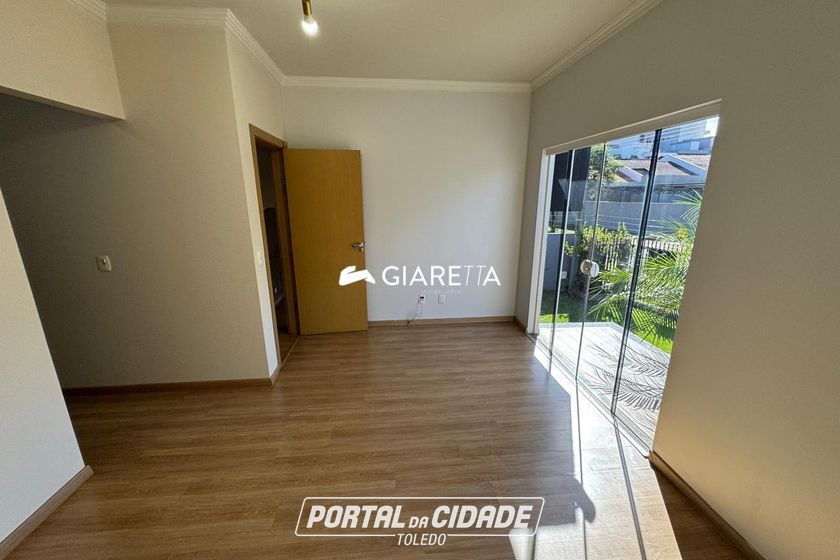 Sobrado &agrave; venda - 157m&sup2; - VILA INDUSTRIAL