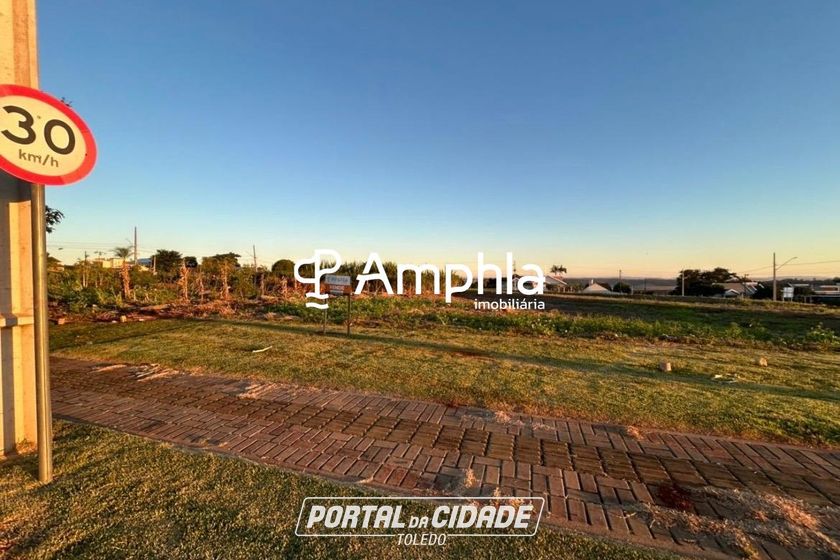 Terreno &agrave; venda - 503m&sup2; - Ana Paula