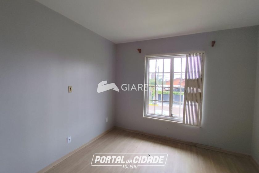 Sobrado para alugar - 205m&sup2; - JARDIM LA SALLE
