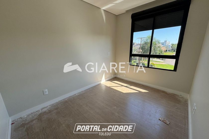 Apartamento para alugar - 87m&sup2; - CENTRO