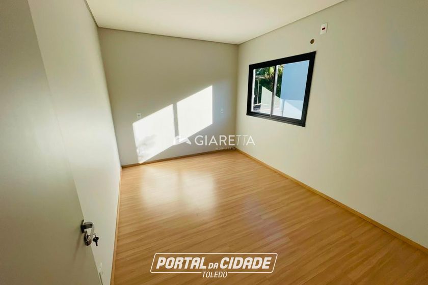 Sobrado para alugar - 136m&sup2; - CENTRO