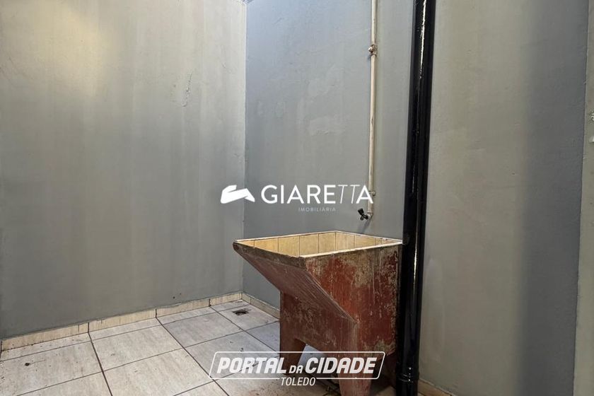 Casa para alugar - 42m&sup2; - JARDIM S&Atilde;O FRANCISCO