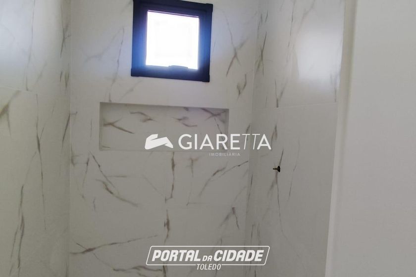 Apartamento para alugar - 84m&sup2; - CENTRO