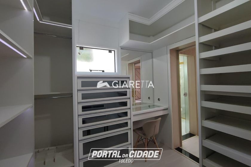Casa para alugar - 175m&sup2; - CENTRO