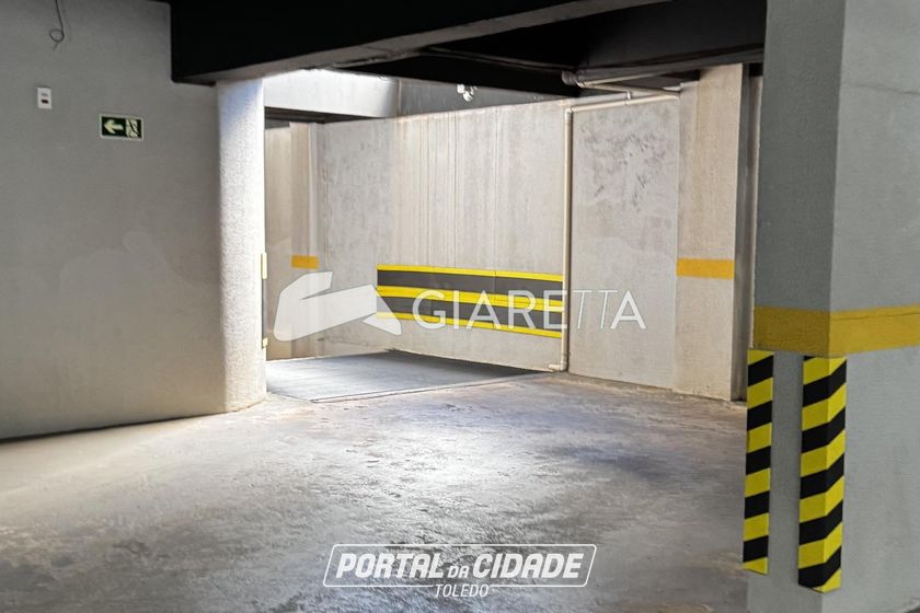 Apartamento para alugar - 103m&sup2; - CENTRO