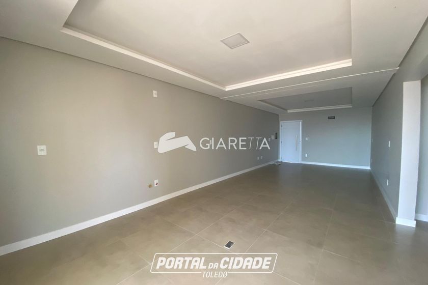 Apartamento para alugar - 130m&sup2; - CENTRO