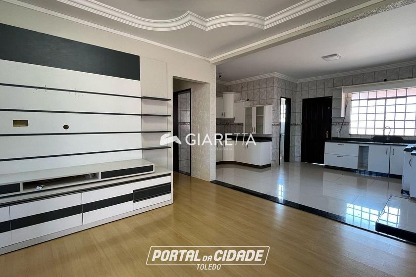 Casa para alugar - 167m&sup2; - JARDIM PANCERA