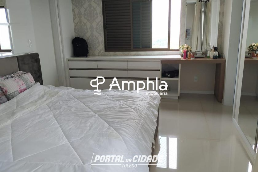 Apartamento &agrave; venda - 270m&sup2; - Centro