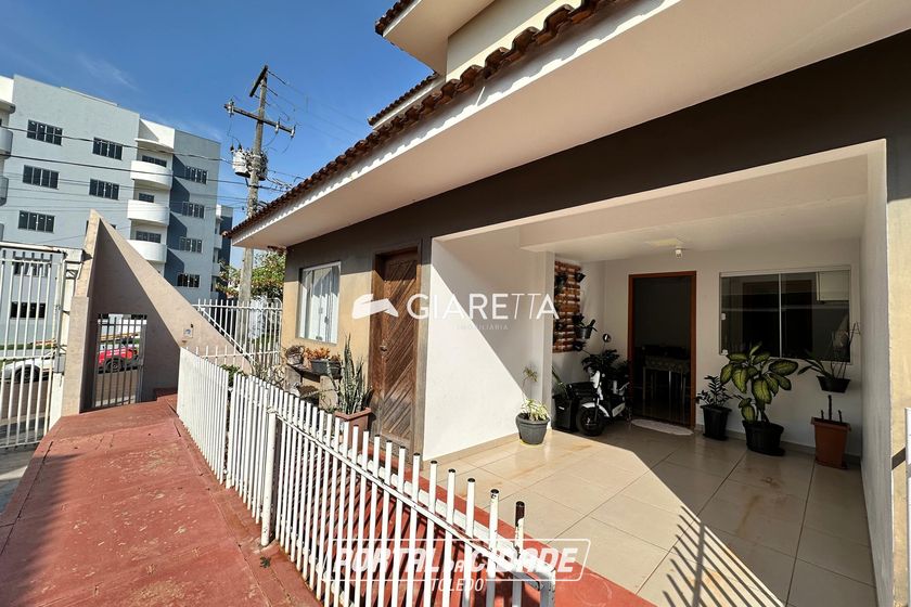 Sobrado &agrave; venda - 71m&sup2; - CENTRO