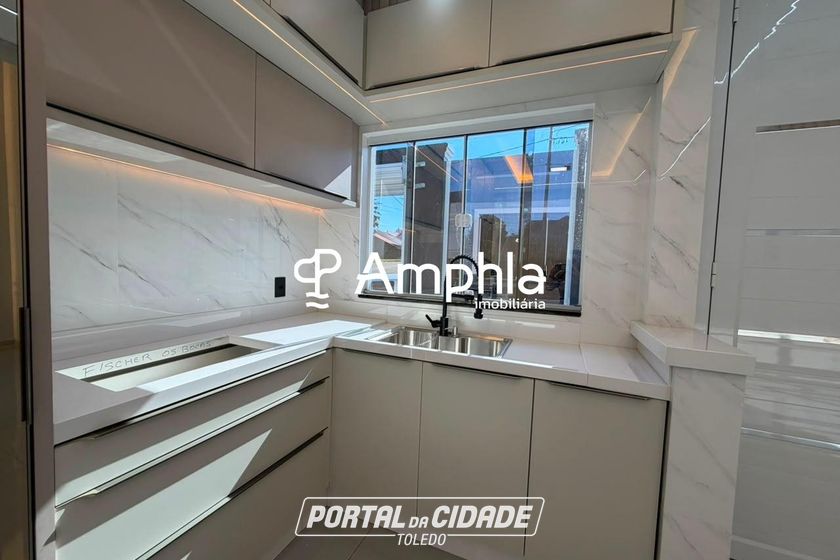 Casa &agrave; venda - 120m&sup2; - Centro