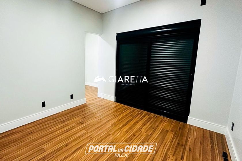 Sobrado &agrave; venda - 245m&sup2; - VILA INDUSTRIAL