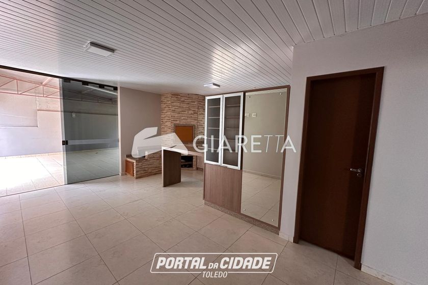 Sala Comercial &agrave; venda - 330m&sup2; - JARDIM GISELA