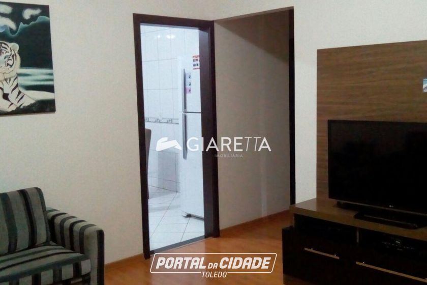 Casa para alugar - 180m&sup2; - JARDIM PANCERA