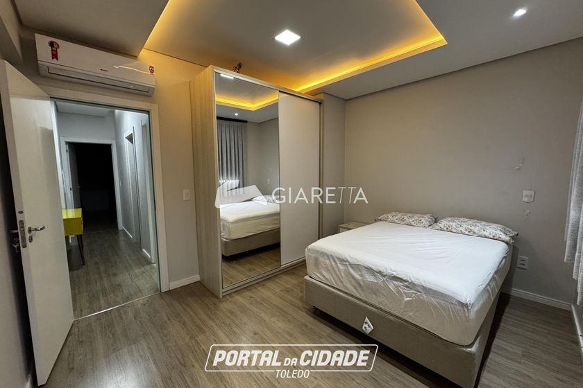 Apartamento para alugar - 103m&sup2; - CENTRO