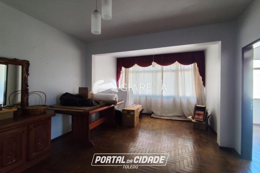 Apartamento para alugar - 120m&sup2; - CENTRO