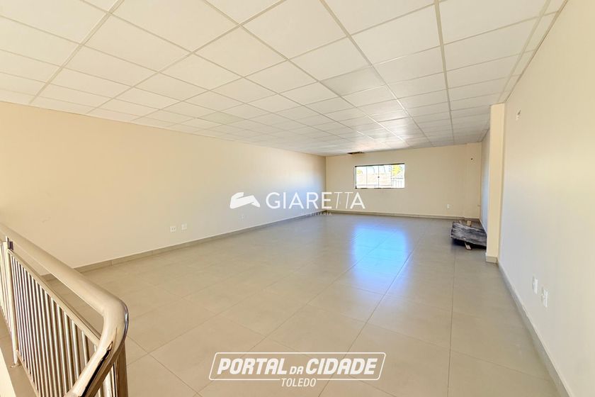 Sala Comercial para alugar - 180m&sup2; - JARDIM GISELA