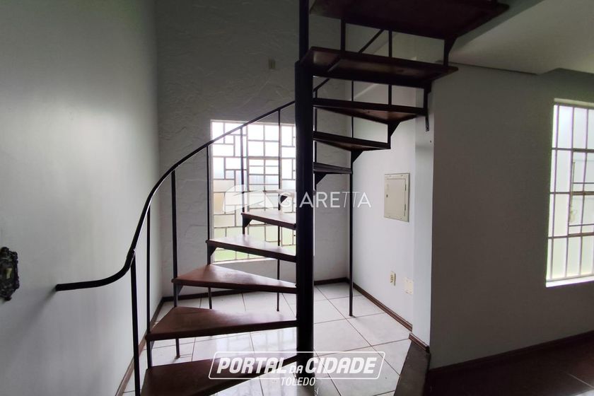 Sobrado para alugar - 205m&sup2; - JARDIM LA SALLE