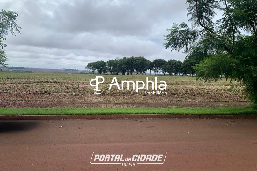 Terreno &agrave; venda - 606m&sup2; - Vila Ipiranga