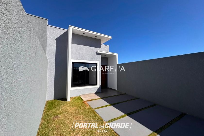 Casa &agrave; venda - 70m&sup2; - JARDIM PINHEIRINHO