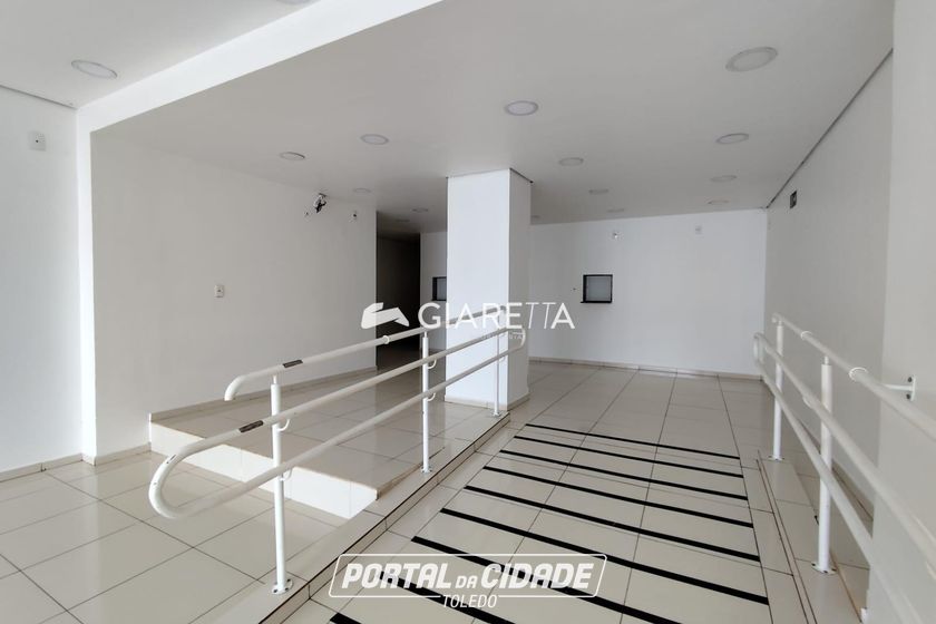 Sala Comercial para alugar - 256m&sup2; - CENTRO