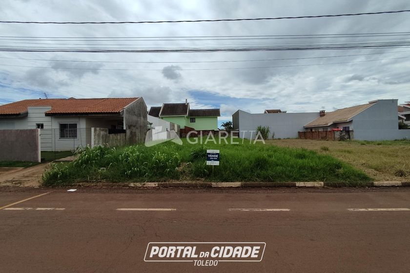 Terreno &agrave; venda - 404m&sup2; - JARDIM GISELA