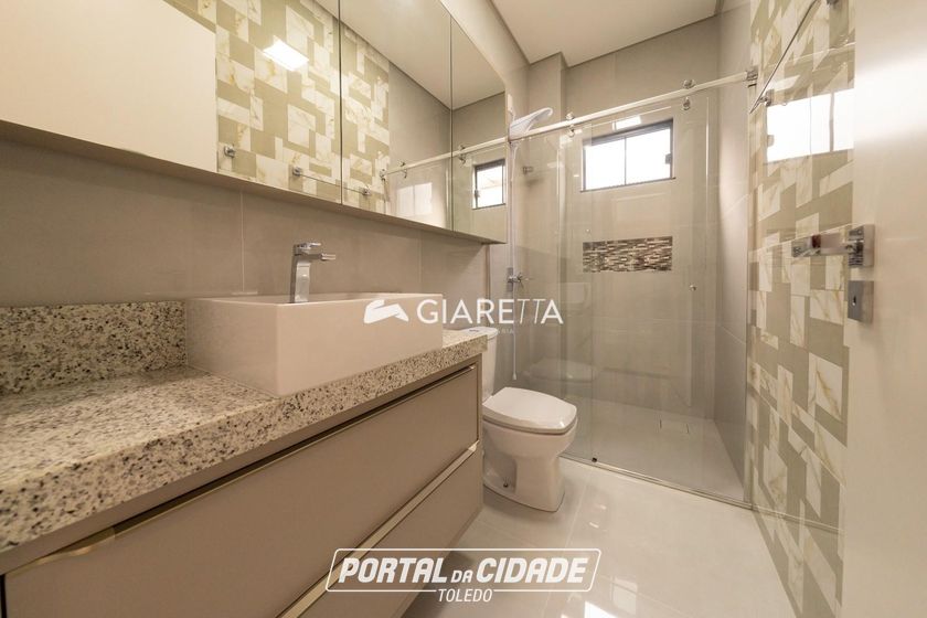 Sobrado &agrave; venda - 166m&sup2; - CENTRO